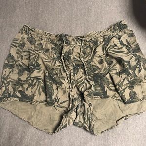 Old navy shorts